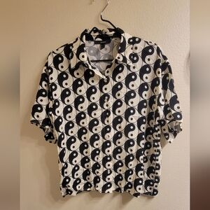 Black and White Yin Yang Pattern Shirt